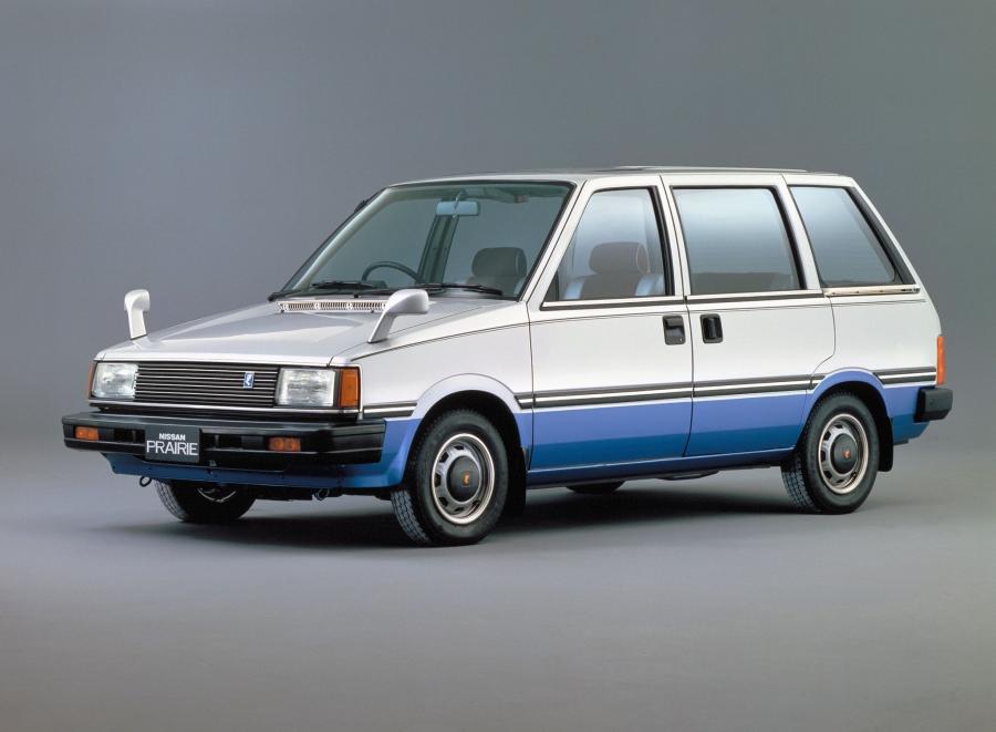 Nissan Prairie 1982 года  (фото 2 из 2)